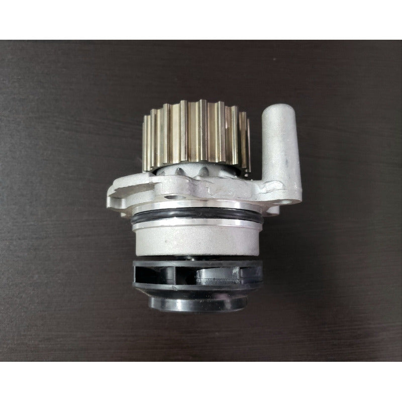 Bomba De Agua Eurovan Jetta Golf Beetle 1.9l 1999-2004 Tdi